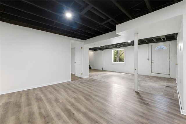 6301 E 101st Street, Kansas City, MO 64134