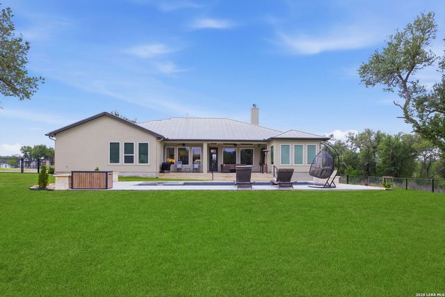 712 LIVE OAK RIDGE RD, Bulverde, TX 78163