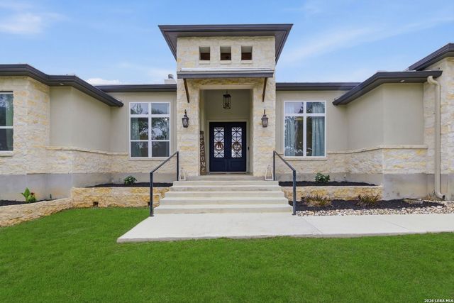 712 LIVE OAK RIDGE RD, Bulverde, TX 78163