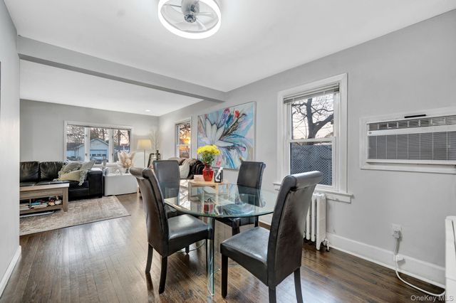 105 Thomas Place, Bellmore, NY 11710