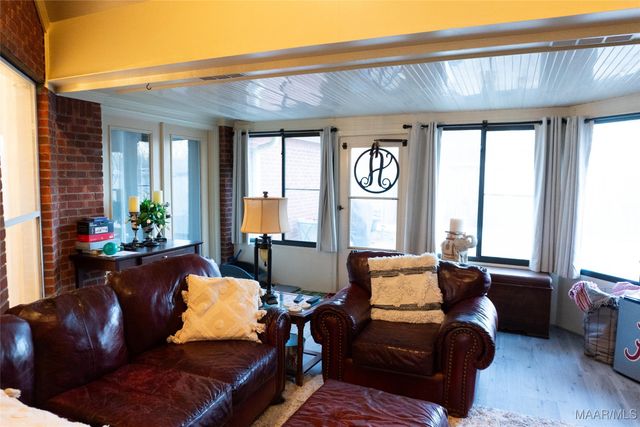 485 Spring Hollow Drive, Deatsville, AL 36022