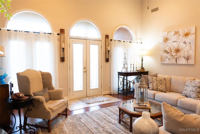 485 Spring Hollow Drive, Deatsville, AL 36022