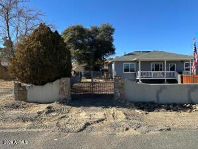23174 S LAKEWOOD Drive, Yarnell, AZ 85362