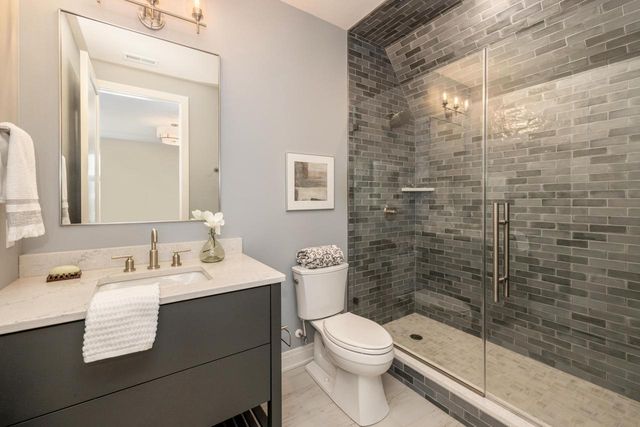 5589 N Danbury ROAD, Whitefish Bay, WI 53217