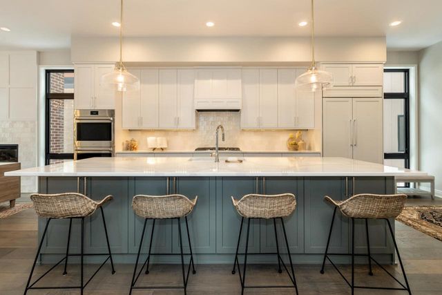 5589 N Danbury ROAD, Whitefish Bay, WI 53217