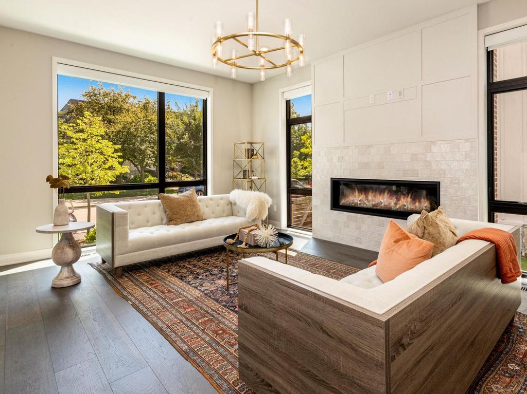 5589 N Danbury ROAD, Whitefish Bay, WI 53217