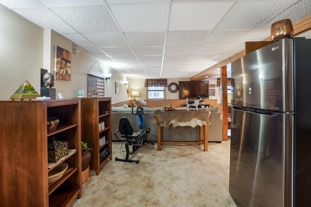 1807 Swartz DRIVE, Waukesha, WI 53188