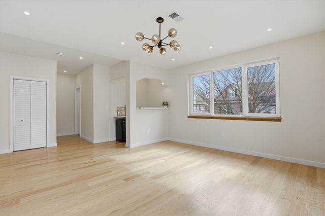 10 Purvis Street 10, Watertown, MA 02472