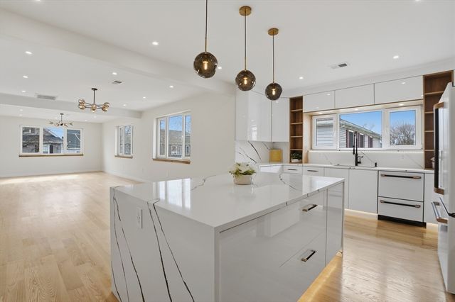 10 Purvis Street 10, Watertown, MA 02472