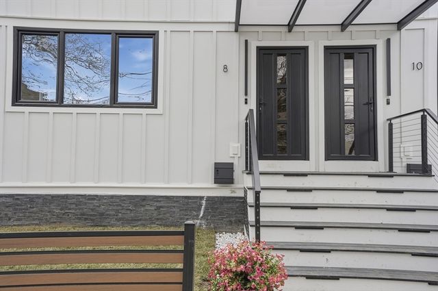 10 Purvis Street 10, Watertown, MA 02472
