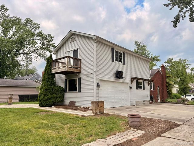 2111 Earlmont Road, Berkley, MI 48072