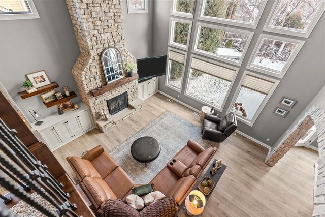 657 HIDEAWAY COURT, Combined Locks, WI 54113