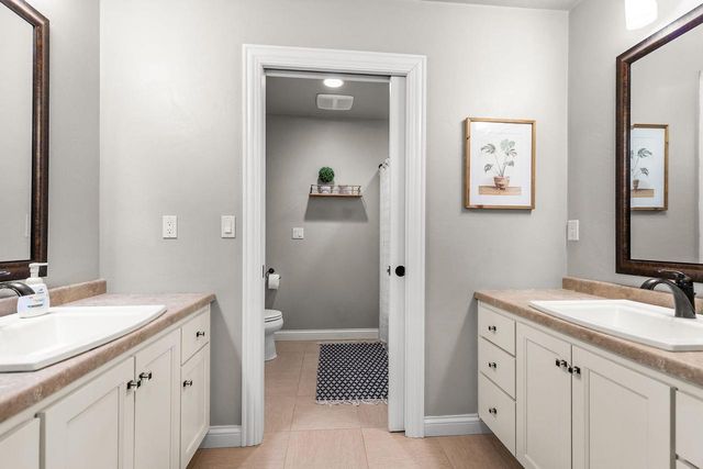 657 HIDEAWAY COURT, Combined Locks, WI 54113