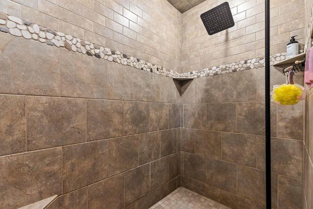 657 HIDEAWAY COURT, Combined Locks, WI 54113