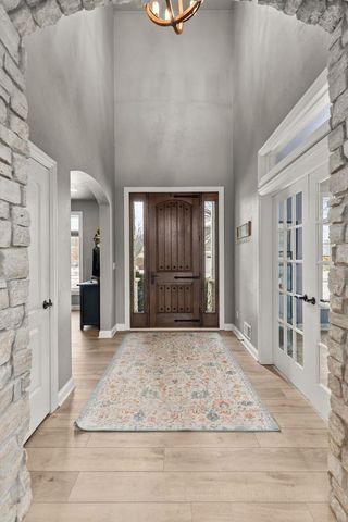 657 HIDEAWAY COURT, Combined Locks, WI 54113