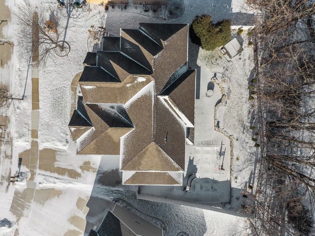 657 HIDEAWAY COURT, Combined Locks, WI 54113