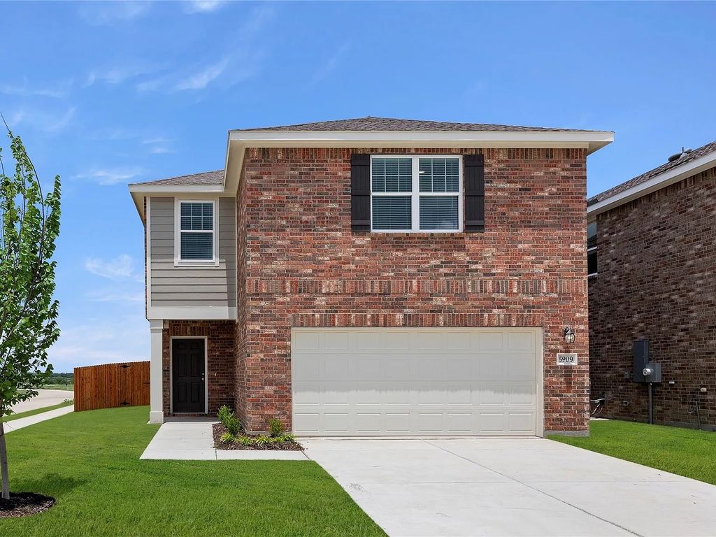 5909 Sahara Drive, Forney, TX 75126