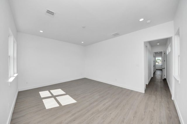 4133 E Toliver Street, Houston, TX 77016
