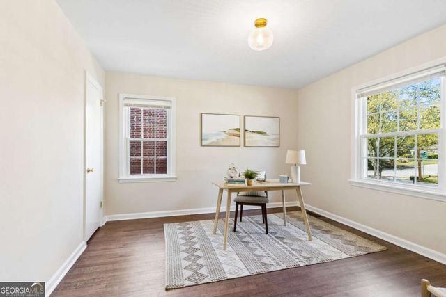 490 Lynnhaven Drive SW, Atlanta, GA 30310