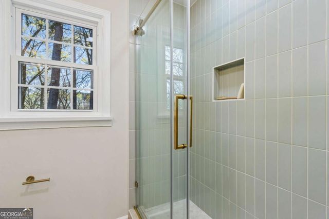 490 Lynnhaven Drive SW, Atlanta, GA 30310