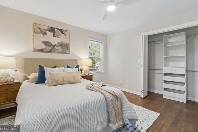 490 Lynnhaven Drive SW, Atlanta, GA 30310