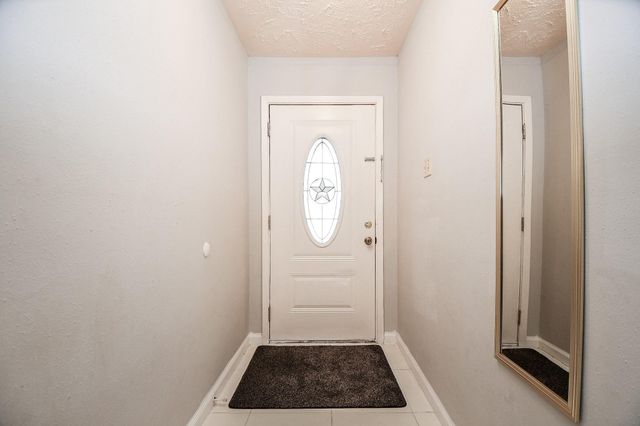 16711 Ribbonridge Drive, Sugar Land, TX 77498