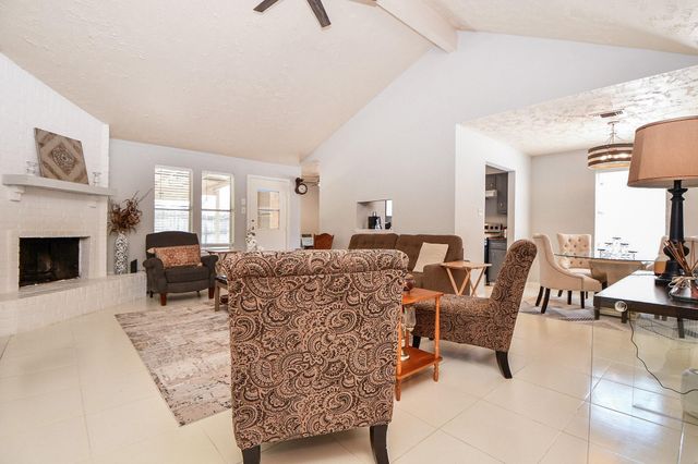 16711 Ribbonridge Drive, Sugar Land, TX 77498