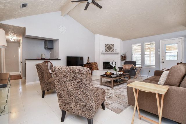 16711 Ribbonridge Drive, Sugar Land, TX 77498