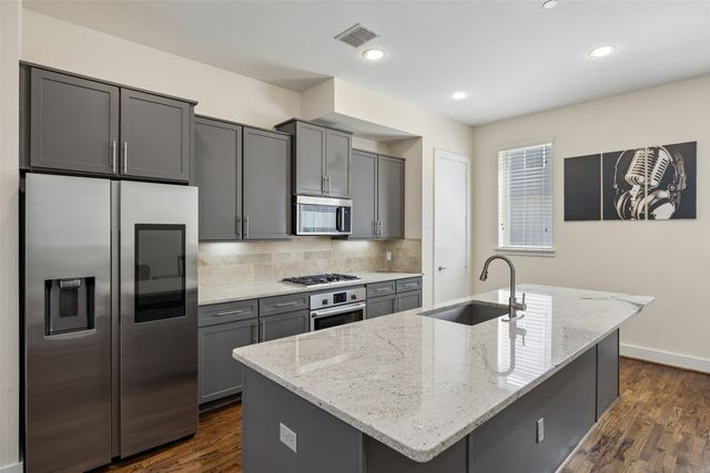 4211 Rawlins Street 252, Dallas, TX 75219