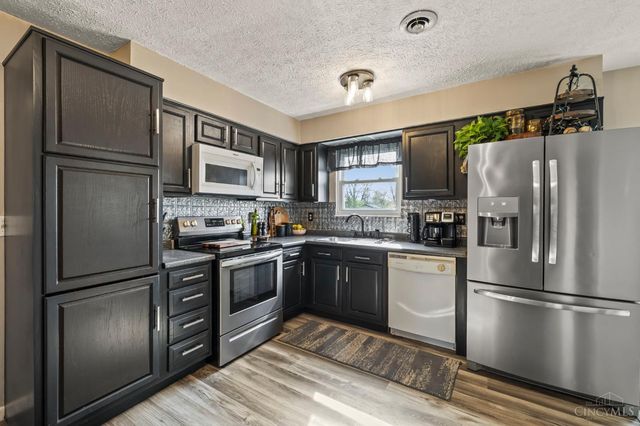 8969 Franklin Trenton Road, Franklin Twp, OH 45005