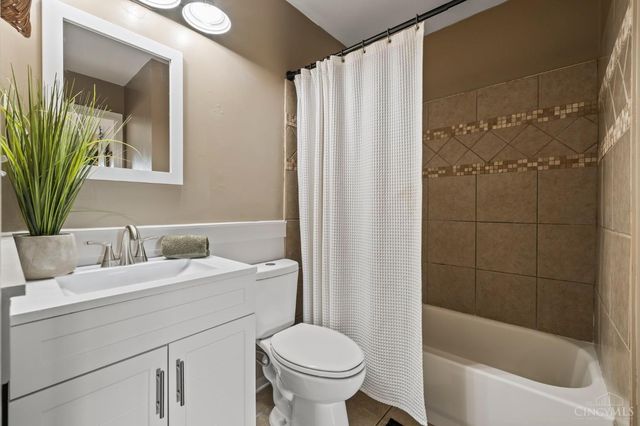 8969 Franklin Trenton Road, Franklin Twp, OH 45005