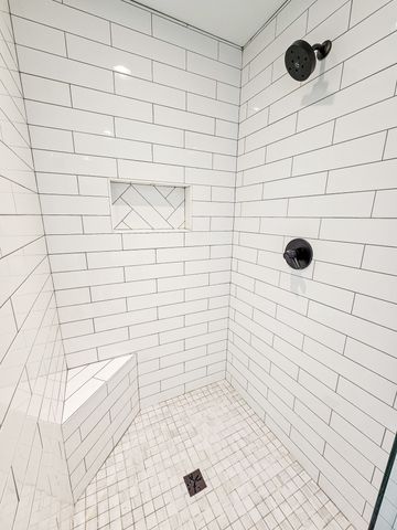 607 Apple Blossom Trl, Shelbyville, TN 37160