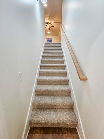 607 Apple Blossom Trl, Shelbyville, TN 37160