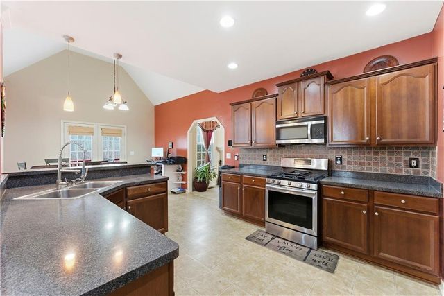 658 Bentonville Lane, Douglasville, GA 30134