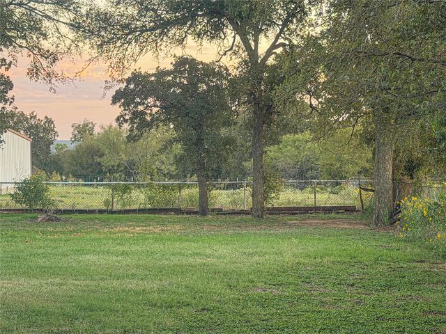 8295 Palo Pinto Highway, Mineral Wells, TX 76067