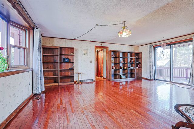 21 Clearview Drive, Nashua, NH 03062