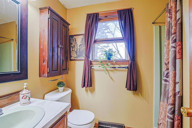 21 Clearview Drive, Nashua, NH 03062