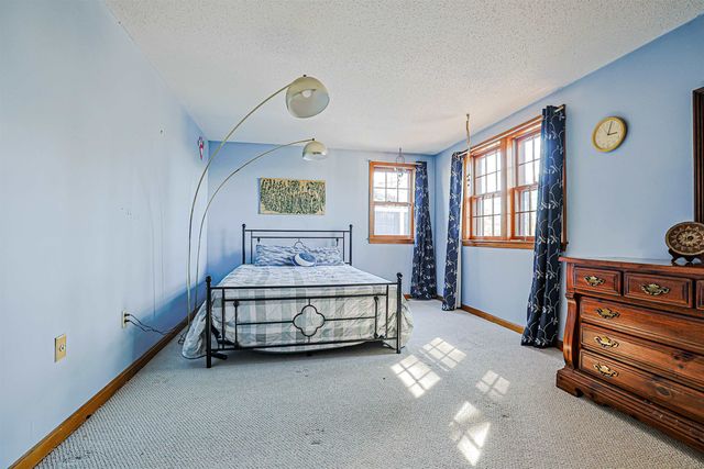 21 Clearview Drive, Nashua, NH 03062