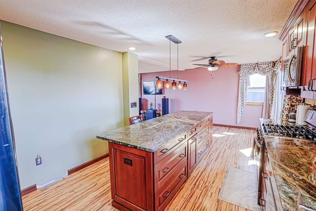 21 Clearview Drive, Nashua, NH 03062