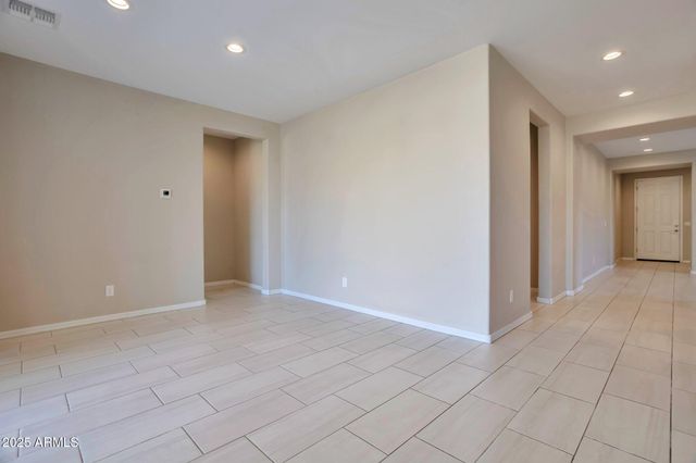 8026 W WOOD Lane, Phoenix, AZ 85043