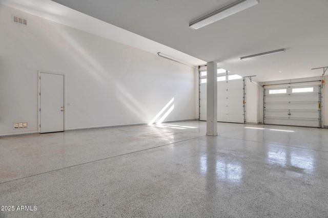 8026 W WOOD Lane, Phoenix, AZ 85043