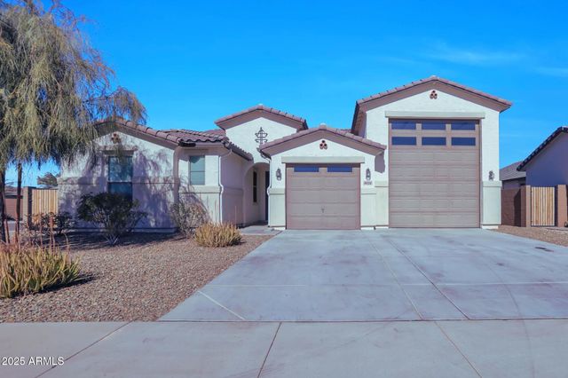 8026 W WOOD Lane, Phoenix, AZ 85043