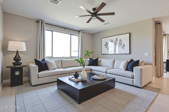 8026 W WOOD Lane, Phoenix, AZ 85043