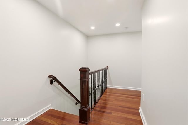 28 Bronia Street, Howell, NJ 07731