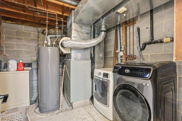 28 Bronia Street, Howell, NJ 07731