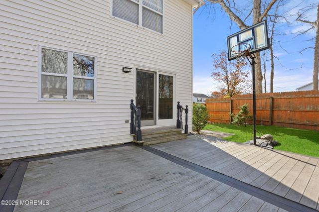 28 Bronia Street, Howell, NJ 07731