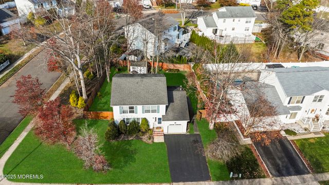 28 Bronia Street, Howell, NJ 07731