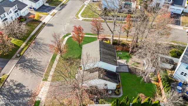 28 Bronia Street, Howell, NJ 07731