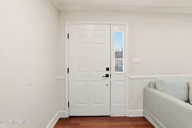 28 Bronia Street, Howell, NJ 07731