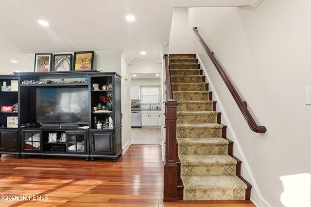 28 Bronia Street, Howell, NJ 07731